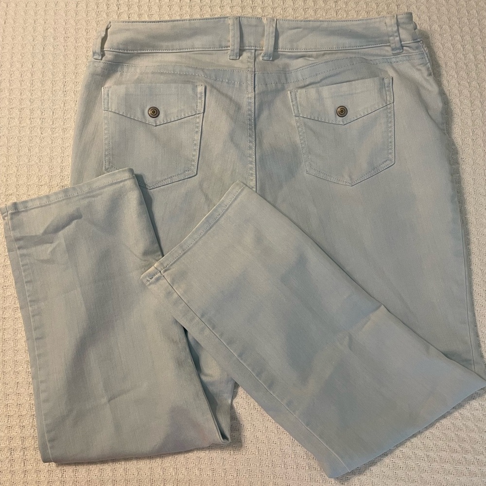 NWOT Chico’s Faded Platinum Denim Jeans.